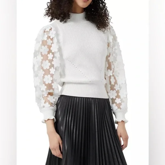 NWT FRENCH CONNECTION Juri Mozart Floral Appliqué Sweater. - Picture 1 of 9
